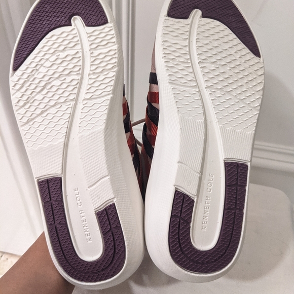 NWOT suede sneakers by Kenneth Cole - Picture 12 of 12